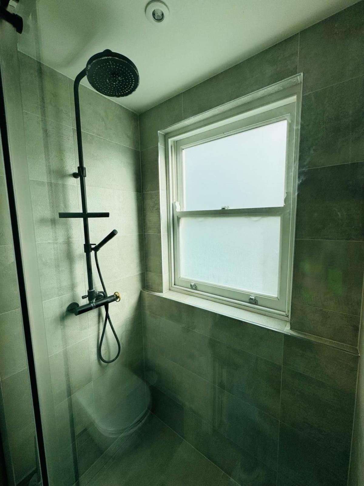 Stunning Flat In Chiswick Leilighet London Eksteriør bilde